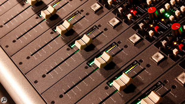 Every 32Classic channel has 20‑segment LED metering with a switchable peak‑hold/reset facility, while the main meterbridge hosts vintage‑style mechanical meters for the subgroups, stereo bus and Cue/Matrix outs.